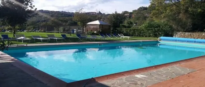 Giallo di Benevento: bimba morta in piscina, violentata e poi annegata