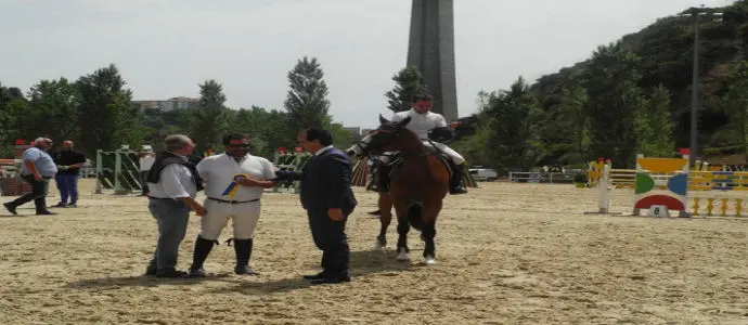 Concluso il Concorso ippico di Fise e MPAAF, Enzo Bruno saluta e premia cavalieri e amazzoni