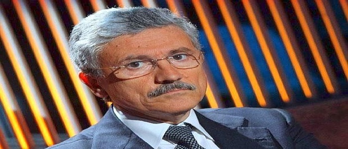 Elezioni Comunali 2016, D'Alema: "Pur di cacciare Renzi sono pronto a votare la Raggi"