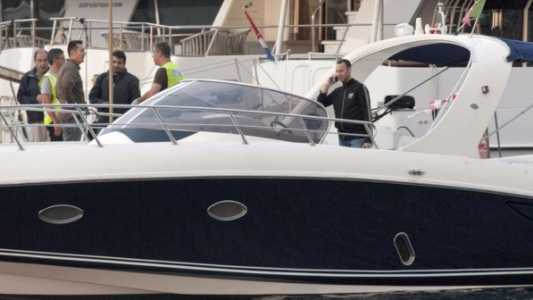 Mistero in Spagna, italiano trovato morto su uno yacht insieme a una donna russa