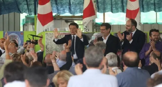 Renzi alla Festa dell'Unità: «L'Italia ha bisogno di Bologna»