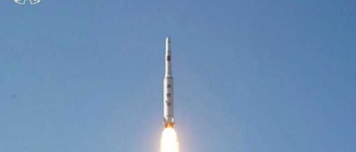 Corea del Nord: lancio di un nuovo missile a medio raggio, ma il test fallisce