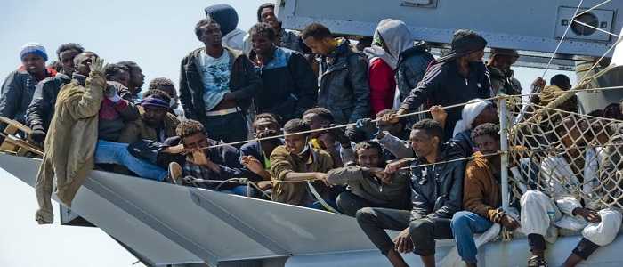 Canale di Sicilia: nuovo naufragio, 200 migranti dispersi, recuperati 45 corpi