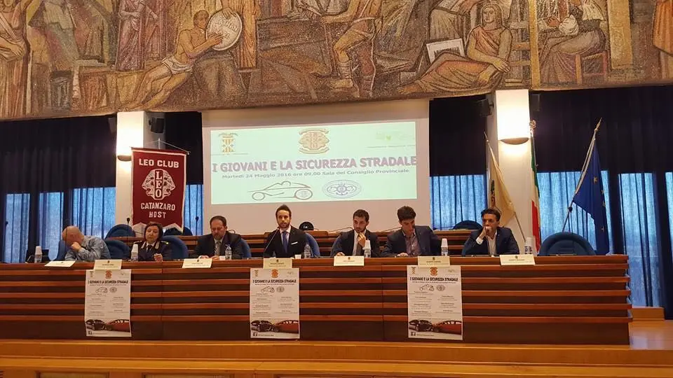 Giovani e sicurezza stradale, il convegno di Leo Club "Catanzaro Host" e COISP