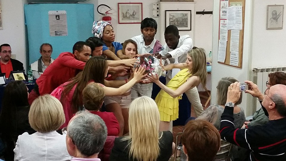 La Terza Ragunanza tra poesia, musica e danza.