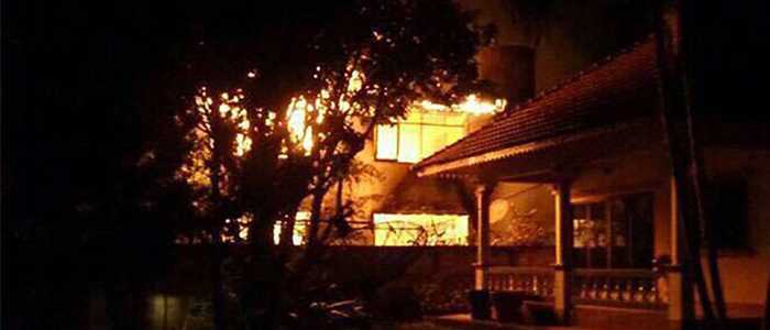 Thailandia: brucia il dormitorio di un collegio. 17 morti