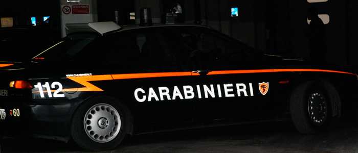 Varese: tre banditi mascherati rapinano la casa di una coppia di Vedano Olona