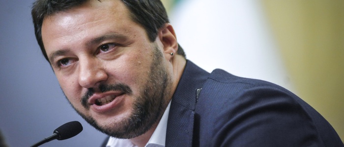 Comunali Roma, contestato Matteo Salvini in visita al quartiere Montagnola