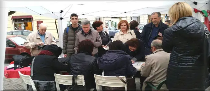 Grande successo alla raccolta delle firme contro la Buona Scuola
