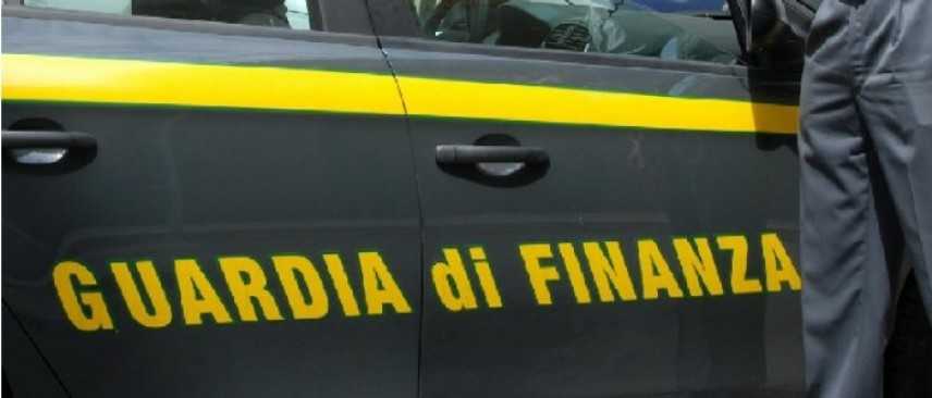 Reggio Calabria, arresti e sospensioni per 11 medici: errori coperti falsificando cartelle cliniche
