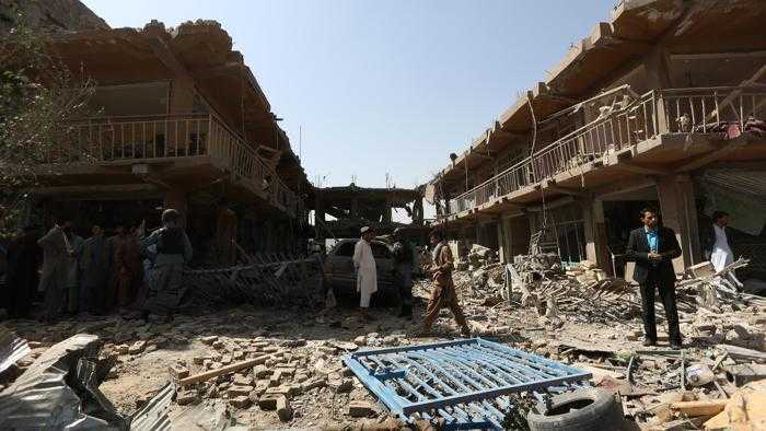 Attentato kamikaze a Kabul: almeno 28 morti e oltre 300 feriti