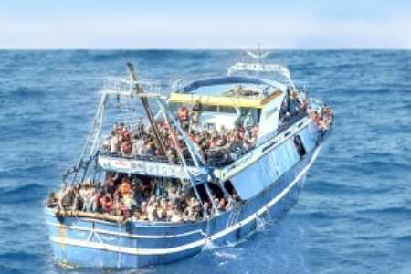 Migranti, disperse nel Mediterraneo 400 persone dirette in Italia