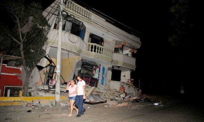Terremoto di 7.8 gradi in Ecuador: almeno 270 vittime, 2000 i feriti