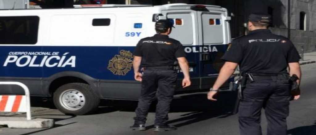 Spagna, arrestato trafficante di armi presumibilmente legato al terrorista islamico Coulibaly