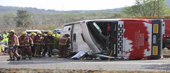 Spagna, incidente per un bus che trasportava studenti in Erasmus: 13 morti e 43 feriti