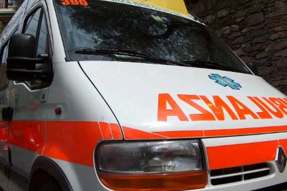 Si schianta con il Suv contro un lampione: muore imprenditore salentino in Svizzera