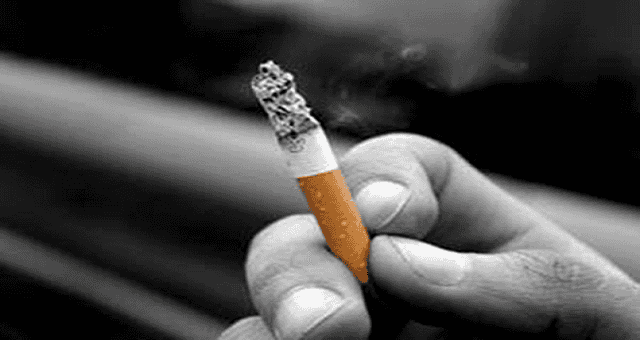 Tumori, proposta dagli oncologi AIOM: tassare il fumo