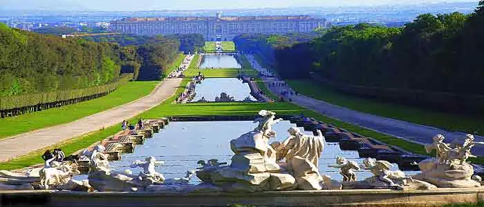 Direttore Reggia di Caserta accusato di lavorare troppo: per Felicori è un elogio