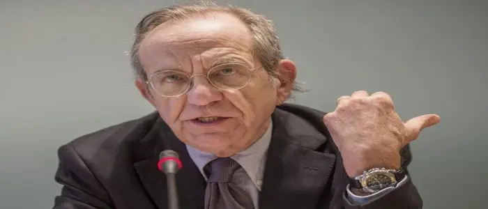 Shanghai, G20: Impegno totale a sostegno della crescita. Ministro Padoan: "Il debito diminuirà"