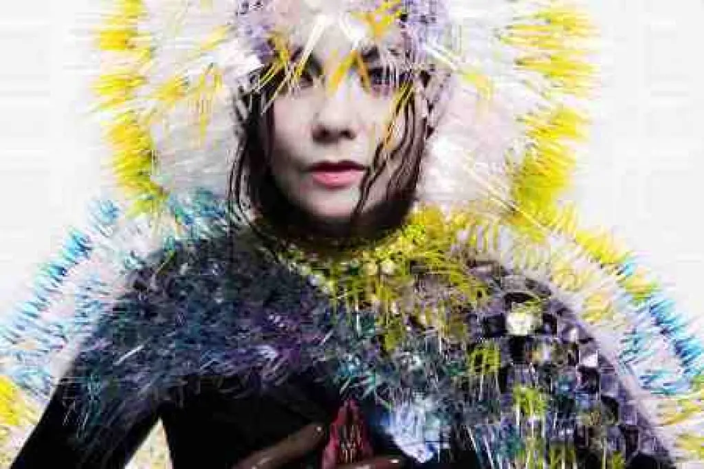 BJÖRK, su Musicraiser.com l'esclusiva VULNICURA GOLD COLLECTION
