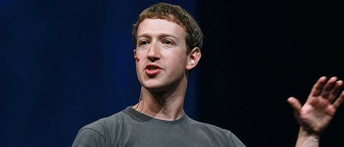 Inattesa presenza di Zuckerberg sul palco di Samsung: tecnologia è futuro
