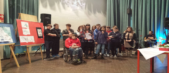 Gli "Amici Sciatori" premiano gli allievi del  "Gavazzeni"di Talamona (So) [Foto]