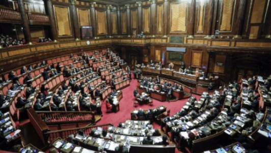 Unioni civili, M5s: " Non voteremo ddl se verrà impoverito"