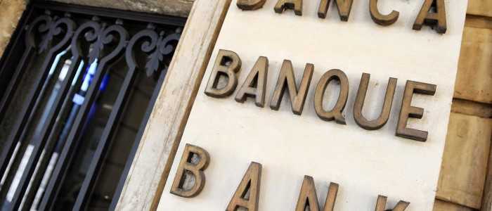 Salva-banche: nuova manifestazione a Roma. Visco promuove revisione del bail-in