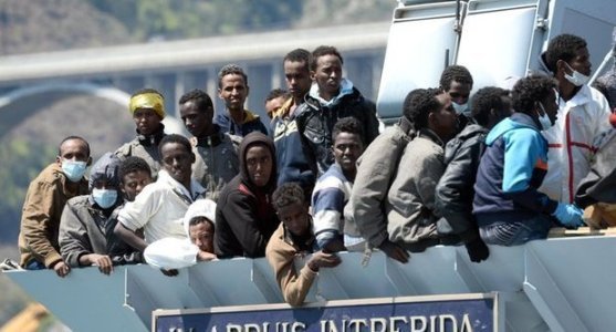 Migranti, altri tre naufragi in due giorni nell'Egeo. Almeno 20 bambini fra le vittime