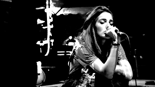 Levante: fuori il video live di "Abbi cura di te"