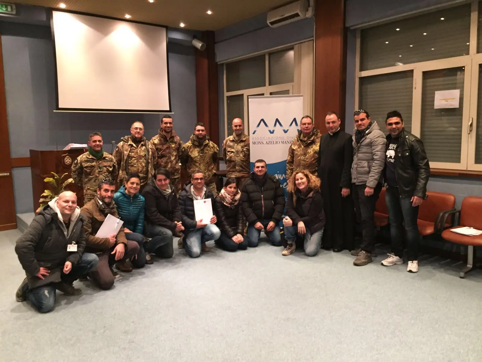 Associazione Manzetti e il Corpo Militare dell'A.C.I.S.M.O.M. insieme per il primo soccorso