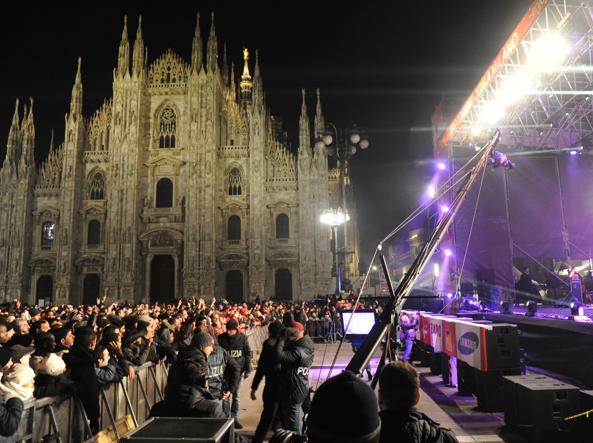 Capodanno senza botti e fuochi spenti in molte città italiane