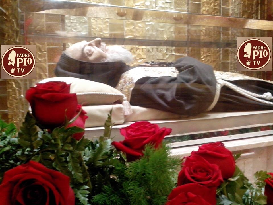 Auguri di Buon Natale dai luoghi di Padre Pio [Video]