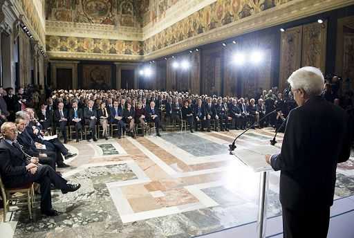 Banche, Mattarella chiede di tutelare i risparmiatori e accertare le responsabilità