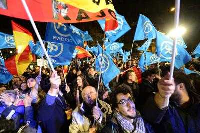 Spagna, i Popolari di Rajoy vincono le elezioni ma senza maggioranza assoluta