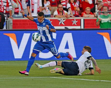 Il capitano della nazionale di calcio dell'Honduras Arnold Peralta ucciso in un agguato