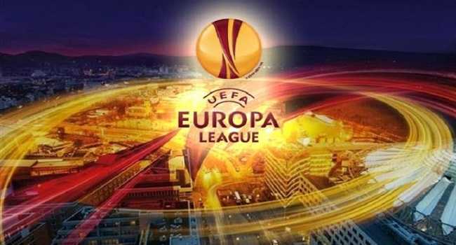 Europa League, Napoli a valanga. Fiorentina - Belenenses 1-0, Lazio pari a Saint-Etienne