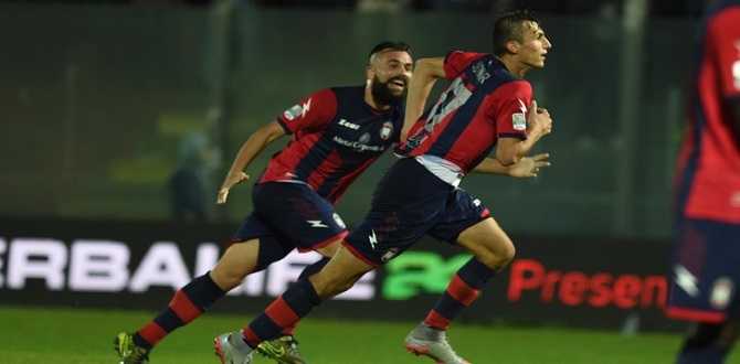 Serie B, Como - Crotone 0-1. I rossoblu rimangono in testa alla classifica
