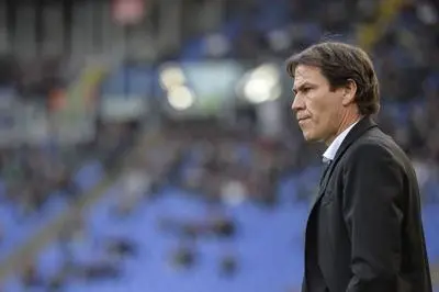 Garcia: "Contro il Bate è come un derby, non si gioca si vince"
