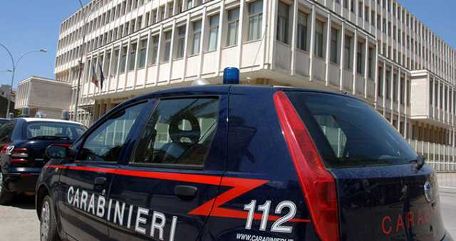 Orrore nel casertano: donna bruciata viva dopo una lite, 2 arresti