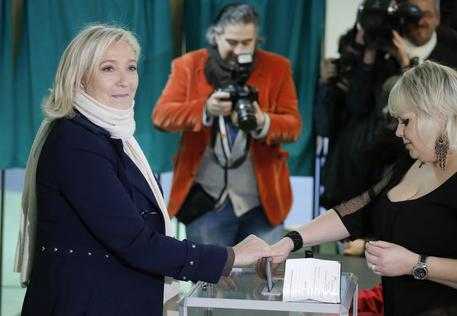 Francia, si vota per le regionali Front National grande favorito