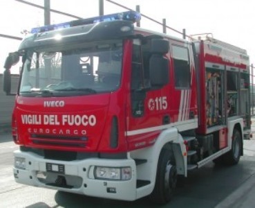 Napoli, 58enne muore nell'incendio della sua abitazione