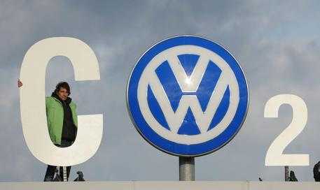 Volkswagen, per 540mila auto necessarie modifiche tecniche. E Fitch abbassa il rating del gruppo