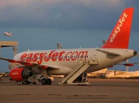 Disastro Airbus, ipotesi bomba fa scattare l'allarme: Easyjet cancella voli Milano-Sharm