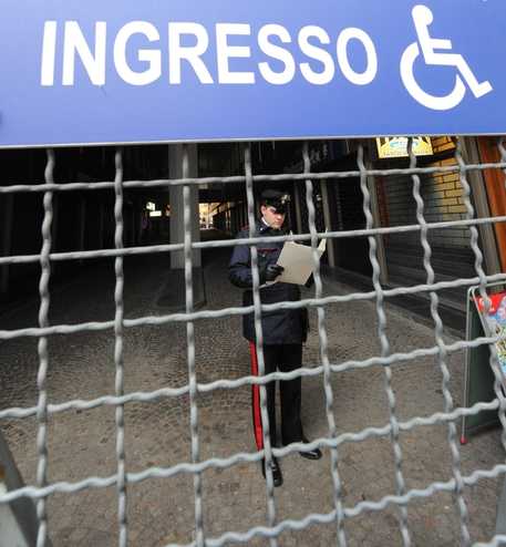 Operazione contro falsi invalidi 30 scoperti a lavorare a Napoli