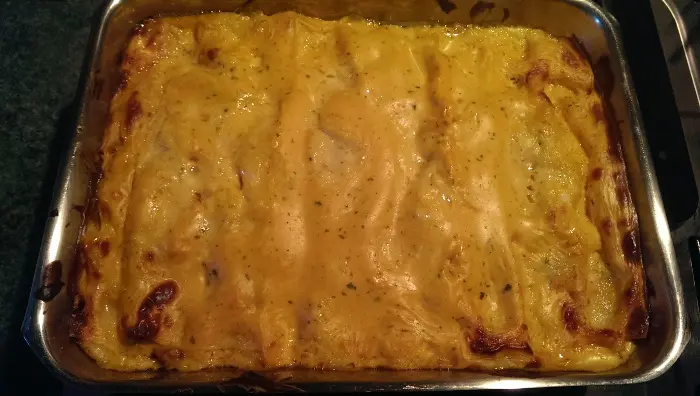 Lasagne con zucca gialla, porcini e noci