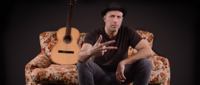 Un'esplosione silenziosa: intervista a Iacampo