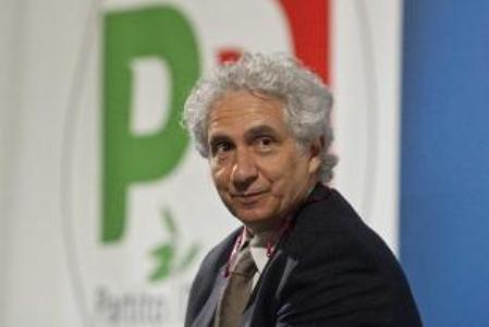 Pd, Corradino Mineo lascia il gruppo: "Contro di me inaccettabile processo sommario"