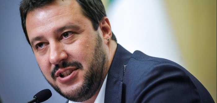 Salvini contro Bonanno: "La Pistola in tv non serve a nessuno"