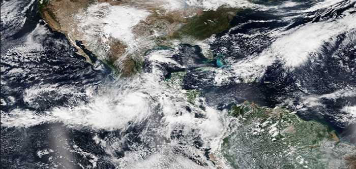 Messico: l'Uragano Patricia si abbatte sulla costa